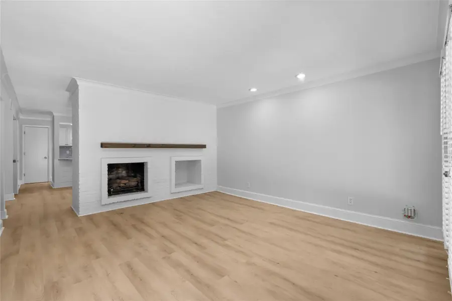 5928 Sandhurst Lane #127, Dallas, TX 75206 - #3