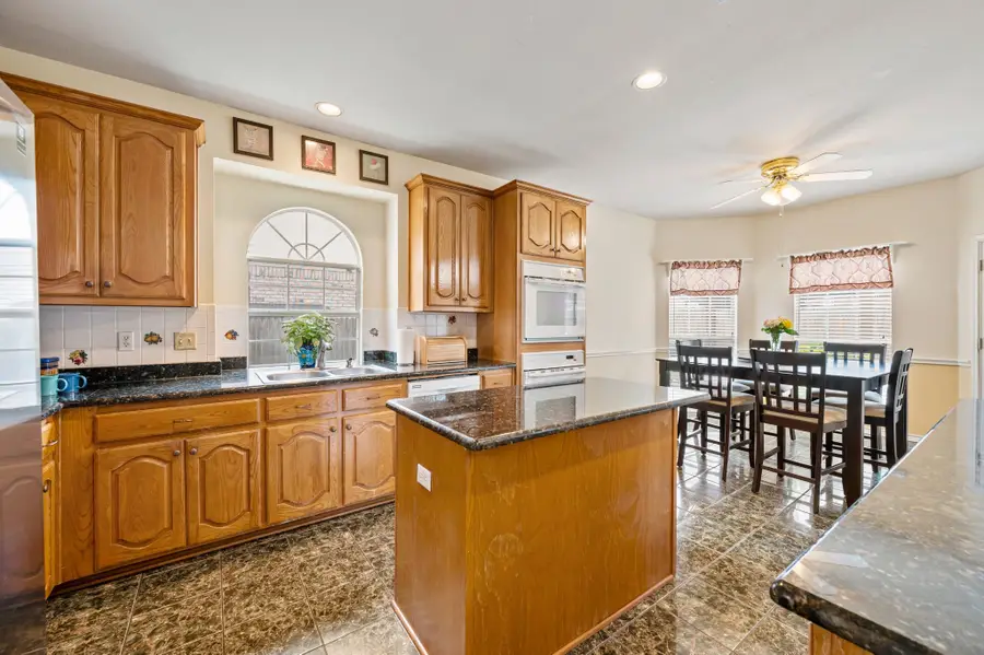 1603 Fairfax Drive, Mansfield, TX 76063 - #3