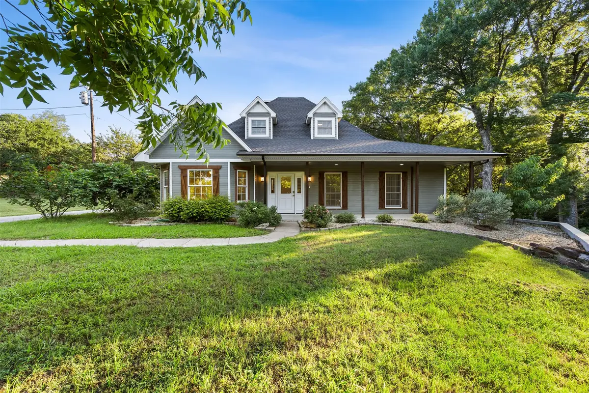 1044 E Woodridge Road, Waxahachie, TX 75165 - #1