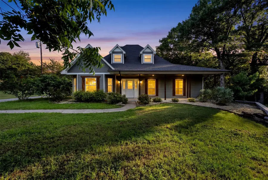 1044 E Woodridge Road, Waxahachie, TX 75165 - #2