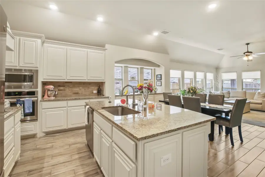 1316 Stoneleigh Place, Aubrey, TX 76227 - #2