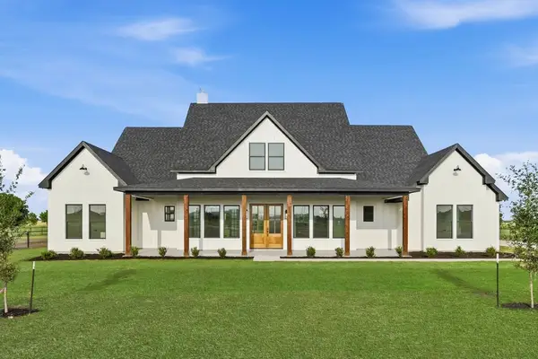 7289 Christina Court, Krum, TX 76249