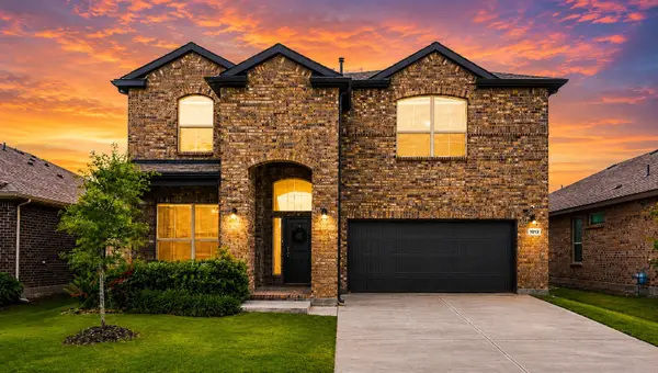 1012 Croxley Way, Justin, TX 76247