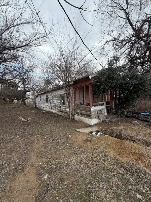 7740 Carbondale Street, Dallas, TX 75216