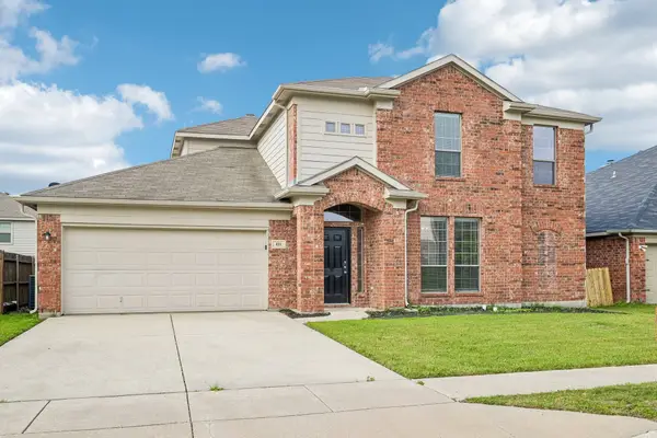 421 Braewick Drive, Fort Worth, TX 76131