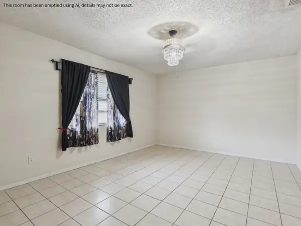606 E Barton Street, Granbury, TX 76048