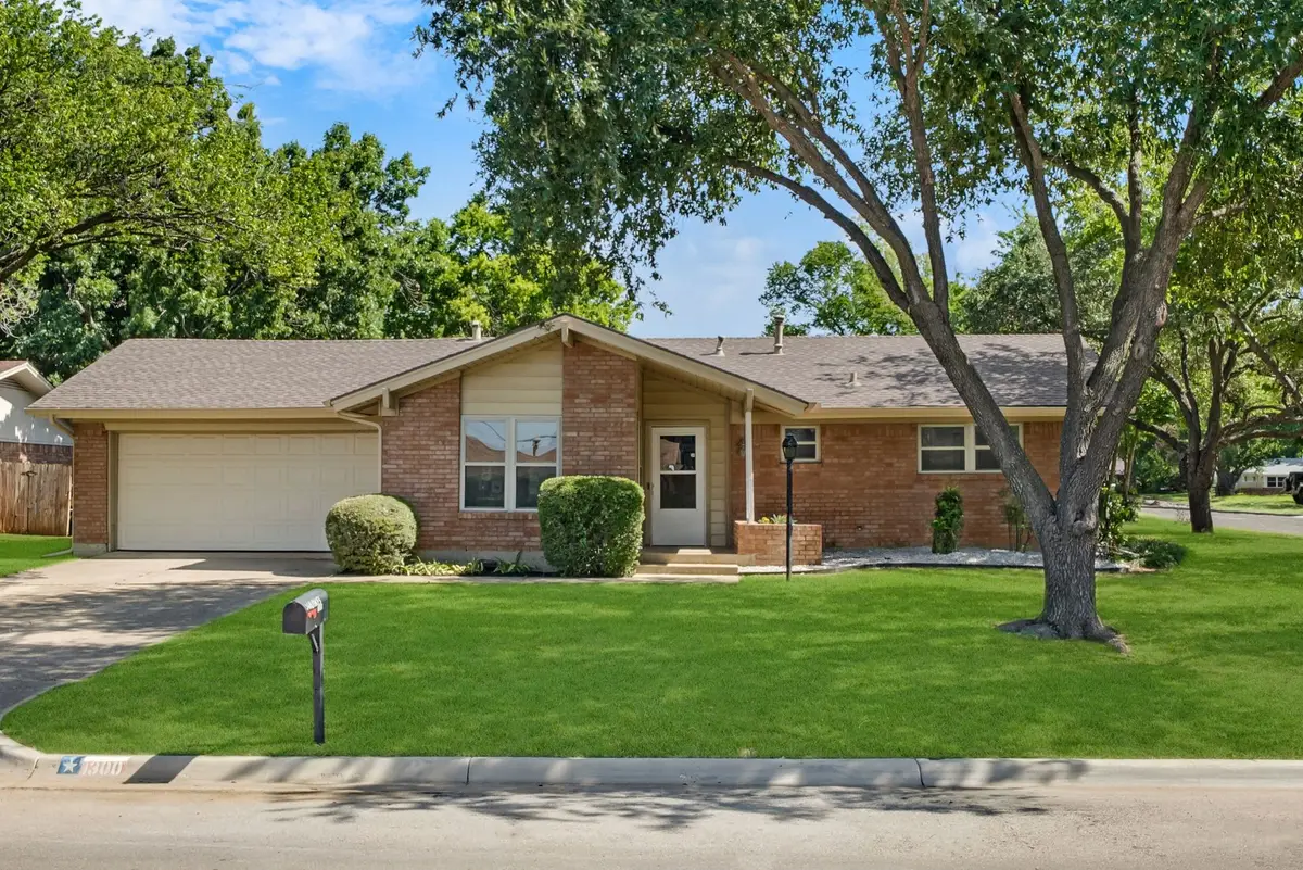 1300 Amherst Drive, Denton, TX 76201 - #1
