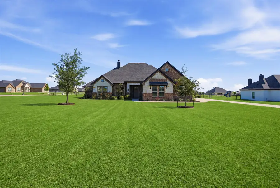 401 Venadito Drive, Godley, TX 76044 - #2