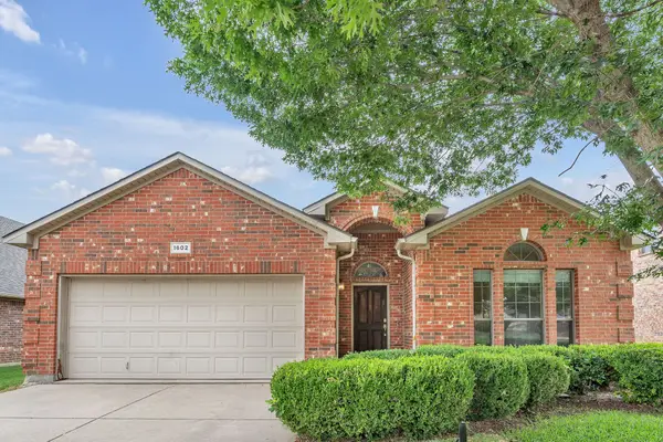 1602 Deer Crossing Drive, Arlington, TX 76002