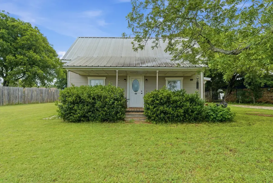 302 Tower Road, Rio Vista, TX 76093 - #2
