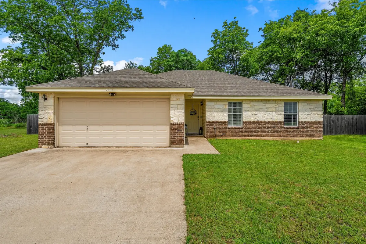 201 Woodland Boulevard, Bellmead, TX 76705 - #1