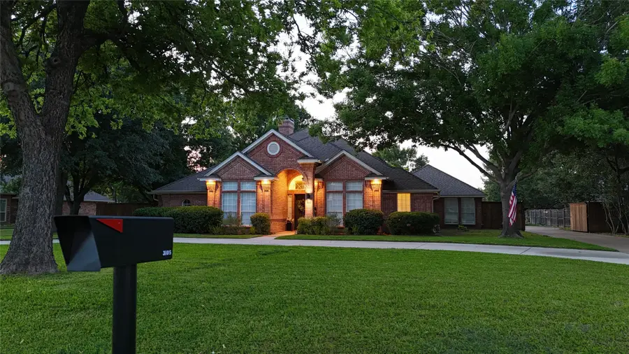 3105 Sunset Lane, Dalworthington Gardens, TX 76016 - #2