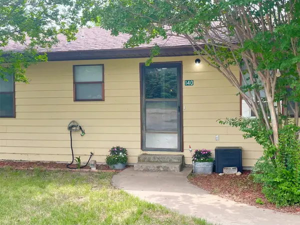 140 S Comanche Drive, De Leon, TX 76444