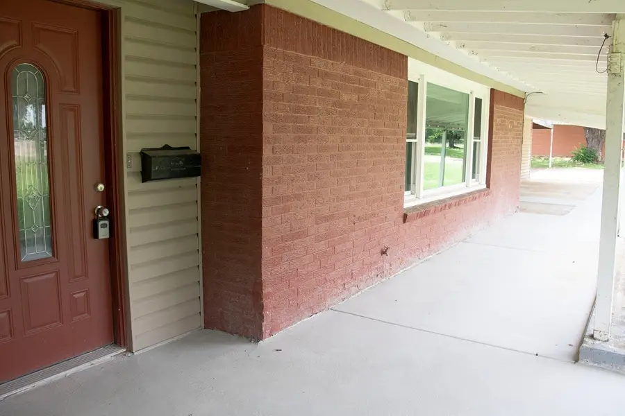 918 S Varella Street, Mexia, TX 76667 - #3