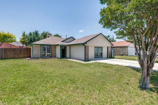 7410 Jessica Way, Rowlett, TX 75089
