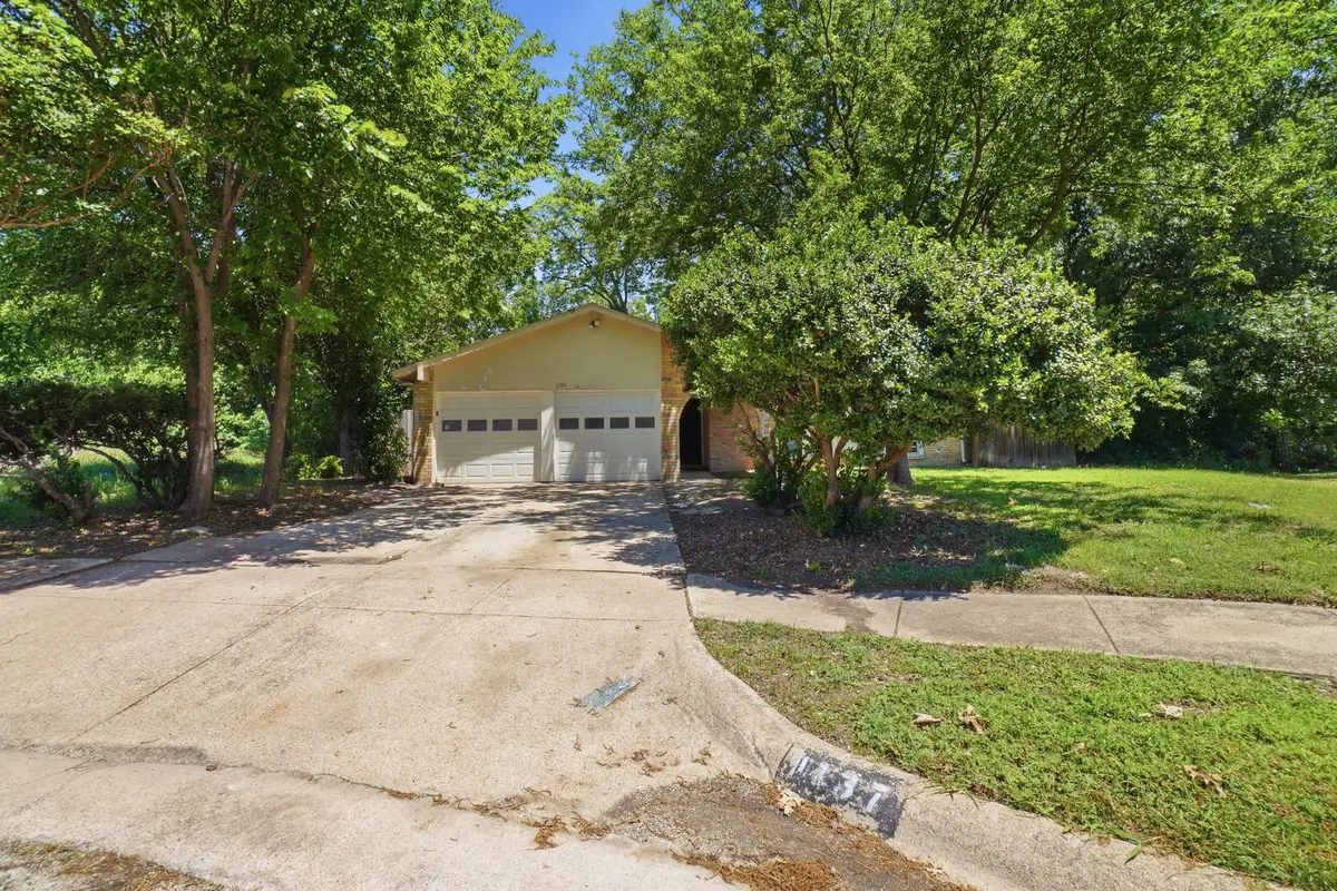 1137 Meadow Creek Court, Lancaster, TX 75146 - #1