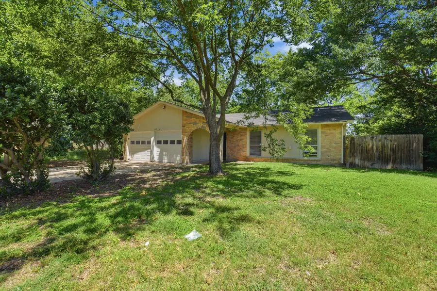 1137 Meadow Creek Court, Lancaster, TX 75146 - #2