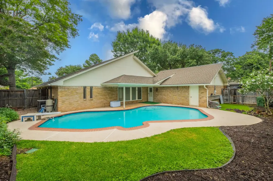 1000 Briarcliff Drive, Arlington, TX 76012 - #3