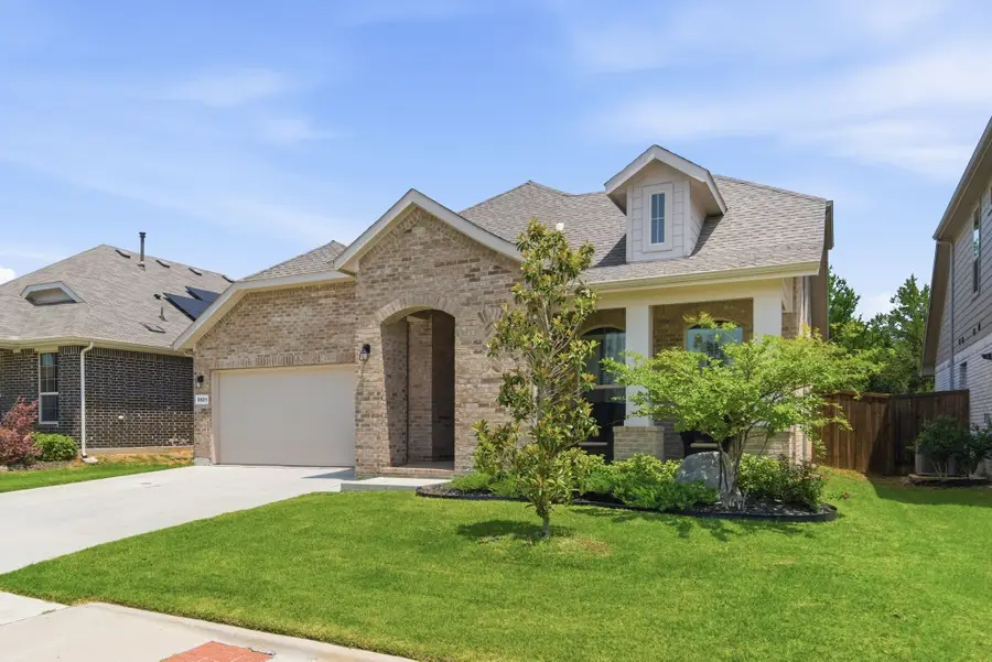 5621 Round Hill Road, Denton, TX 76210 - #2