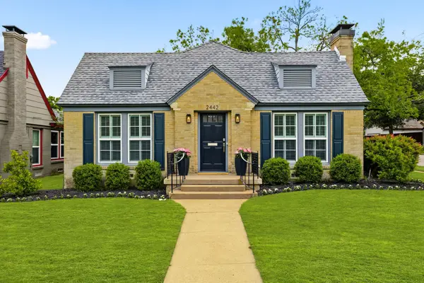 2442 Marvin Avenue, Dallas, TX 75211
