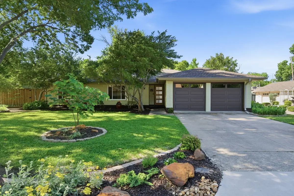611 Magnolia Street, Denton, TX 76201 - #1