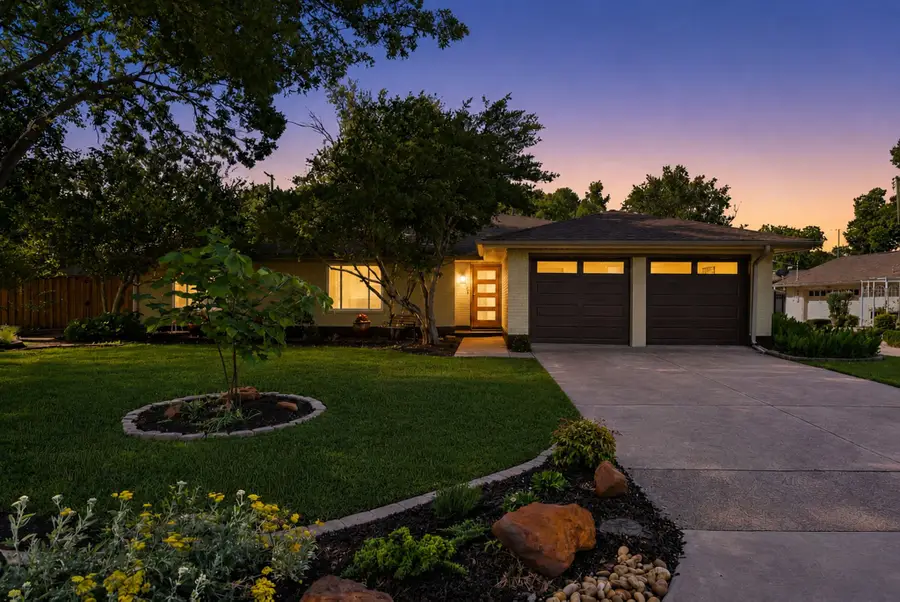 611 Magnolia Street, Denton, TX 76201 - #2