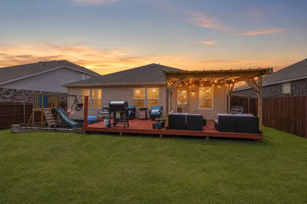 6024 Misty Breeze Drive, Fort Worth, TX 76179
