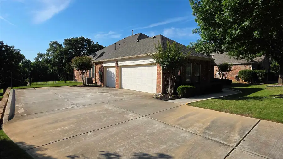 1402 Ballycastle Lane, Corinth, TX 76210 - #2