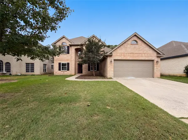6218 Kingswood Drive, Arlington, TX 76001