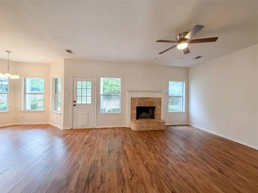 6218 Kingswood Drive, Arlington, TX 76001 - #3