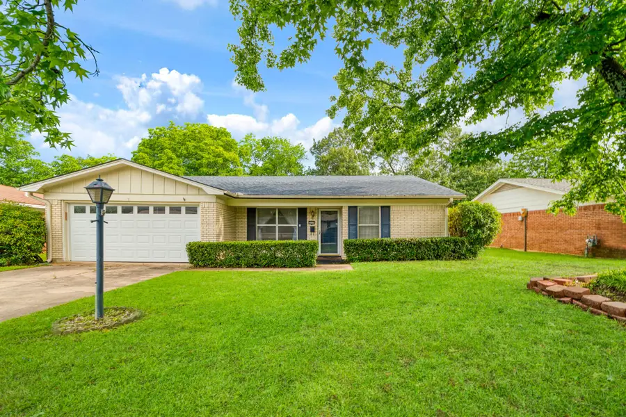 3225 E Houston Street, Paris, TX 75460 - #2