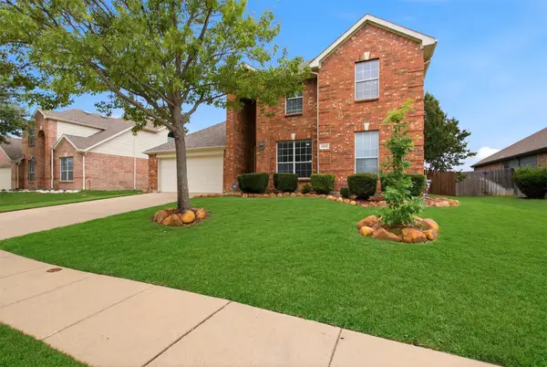 4409 Meadow Knoll Lane, Mansfield, TX 76063
