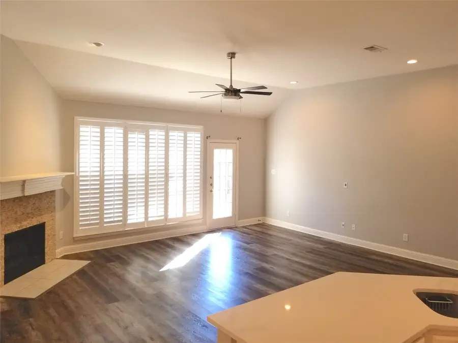 4218 Arbor Creek Drive, Carrollton, TX 75010 - #2