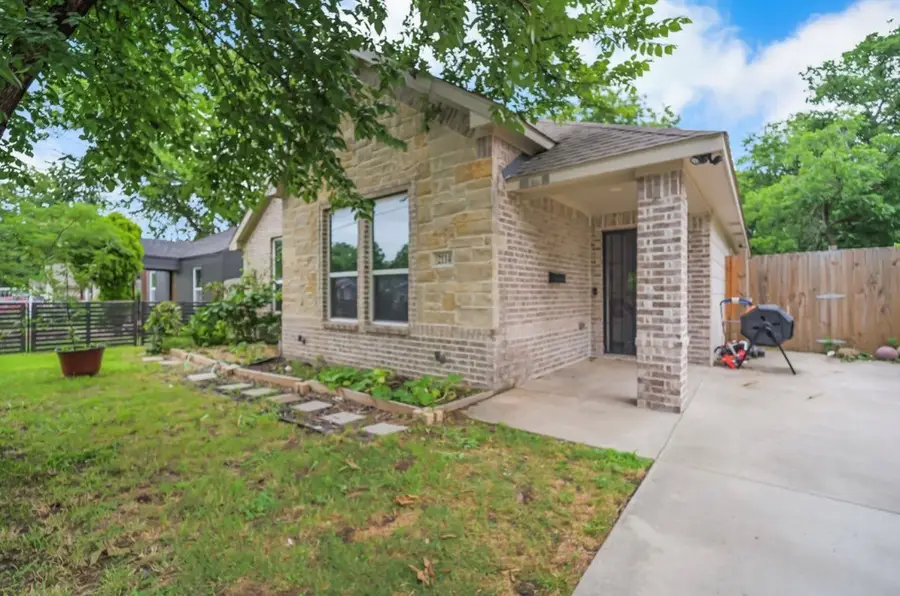 2114 Volga Avenue, Dallas, TX 75216 - #2