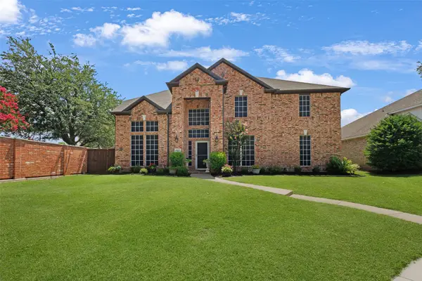 8972 Kennsington Street, Frisco, TX 75036