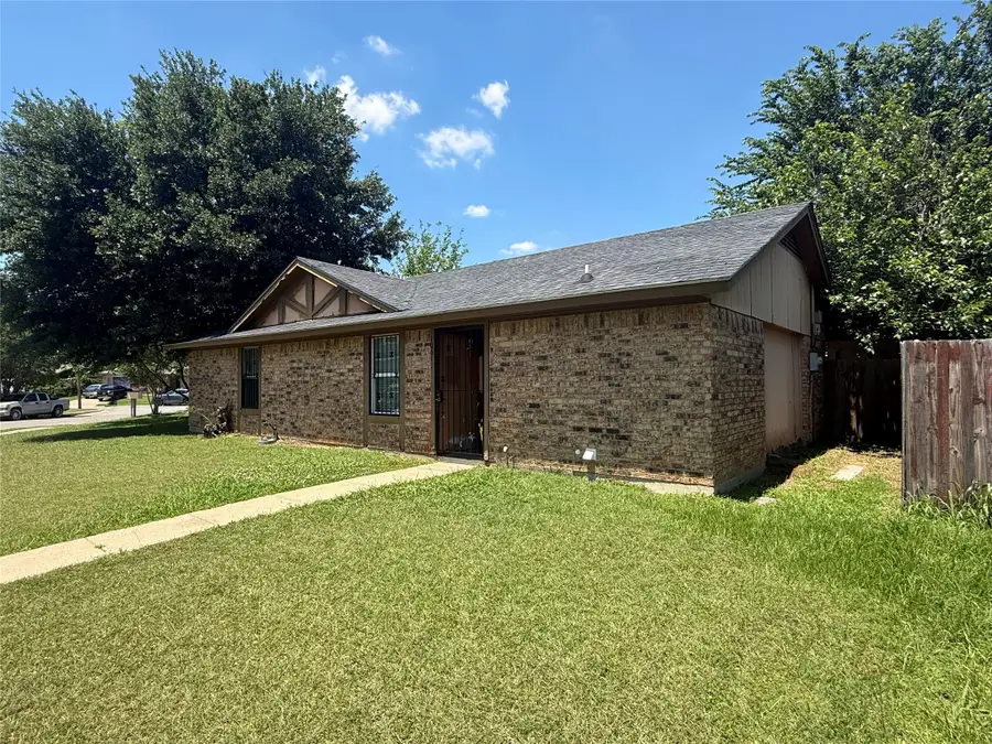 10611 Tandem Trail, Dallas, TX 75217 - #3