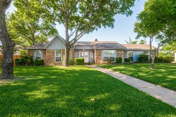608 Cardinal Drive, Ovilla, TX 75154
