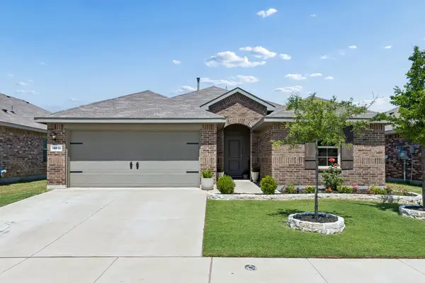 16616 Porterfield Lane, Justin, TX 76247