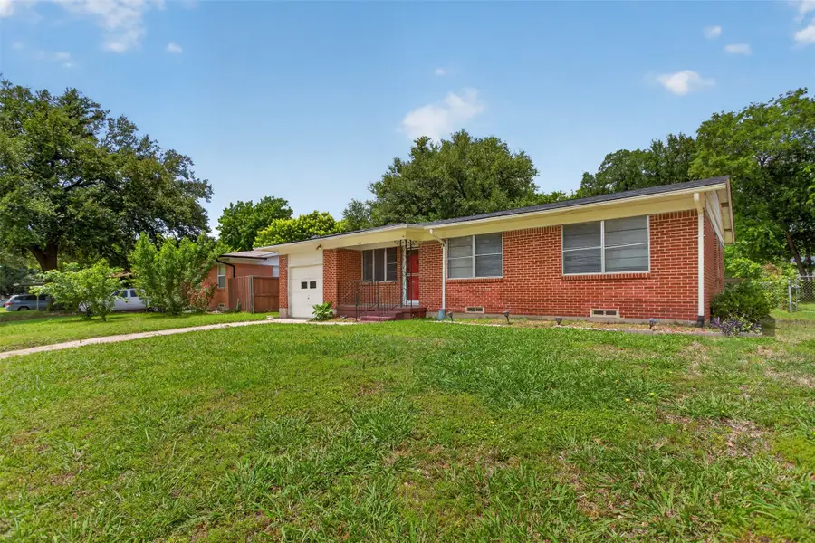 1619 Longview Street, Mesquite, TX 75149 - #3