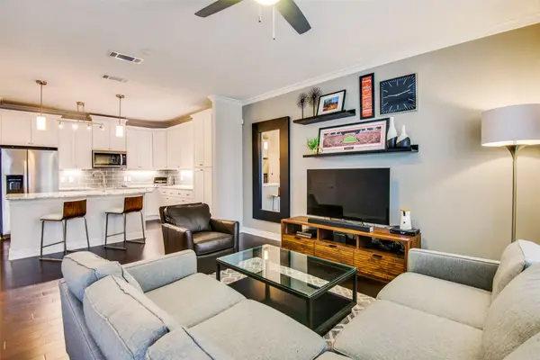 2500 King Arthur Boulevard #207, Lewisville, TX 75056