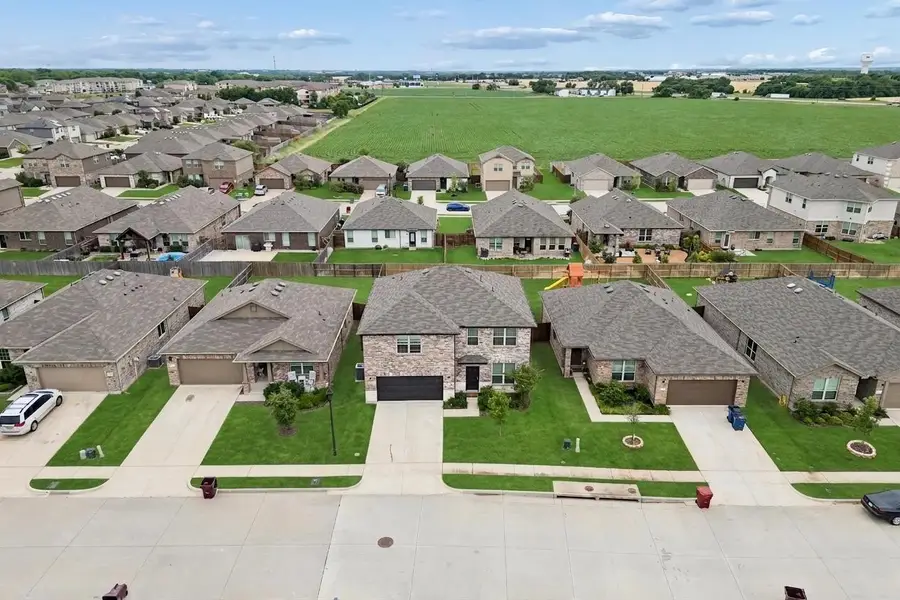 925 Billups Drive, Van Alstyne, TX 75495 - #3