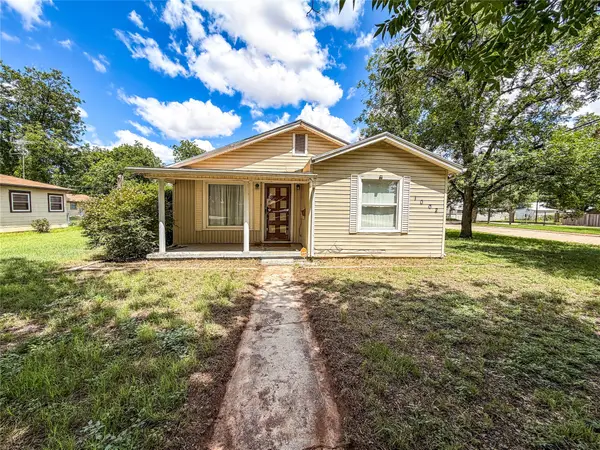 1002 N Avenue H, Haskell, TX 79521