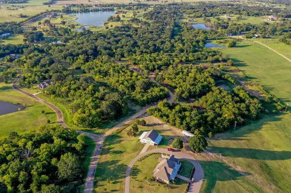 Lot 7 Lot 7 Block 200, Sulphur Springs, TX 75482