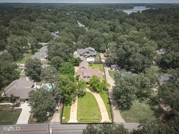 205 Old Palmetto Road, Benton, LA 71006