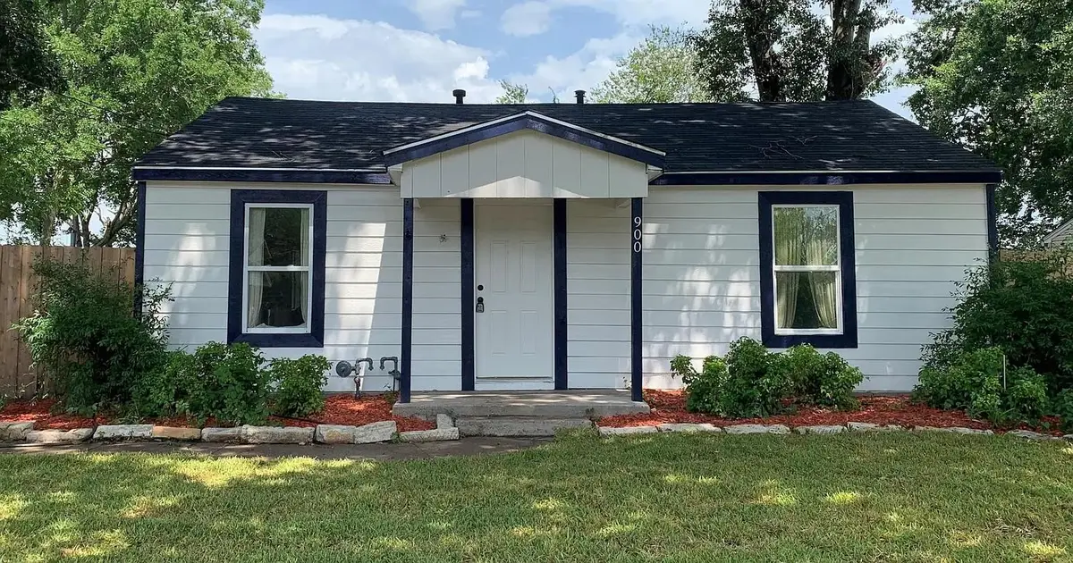 900 Carver Street, Mesquite, TX 75149 - #1