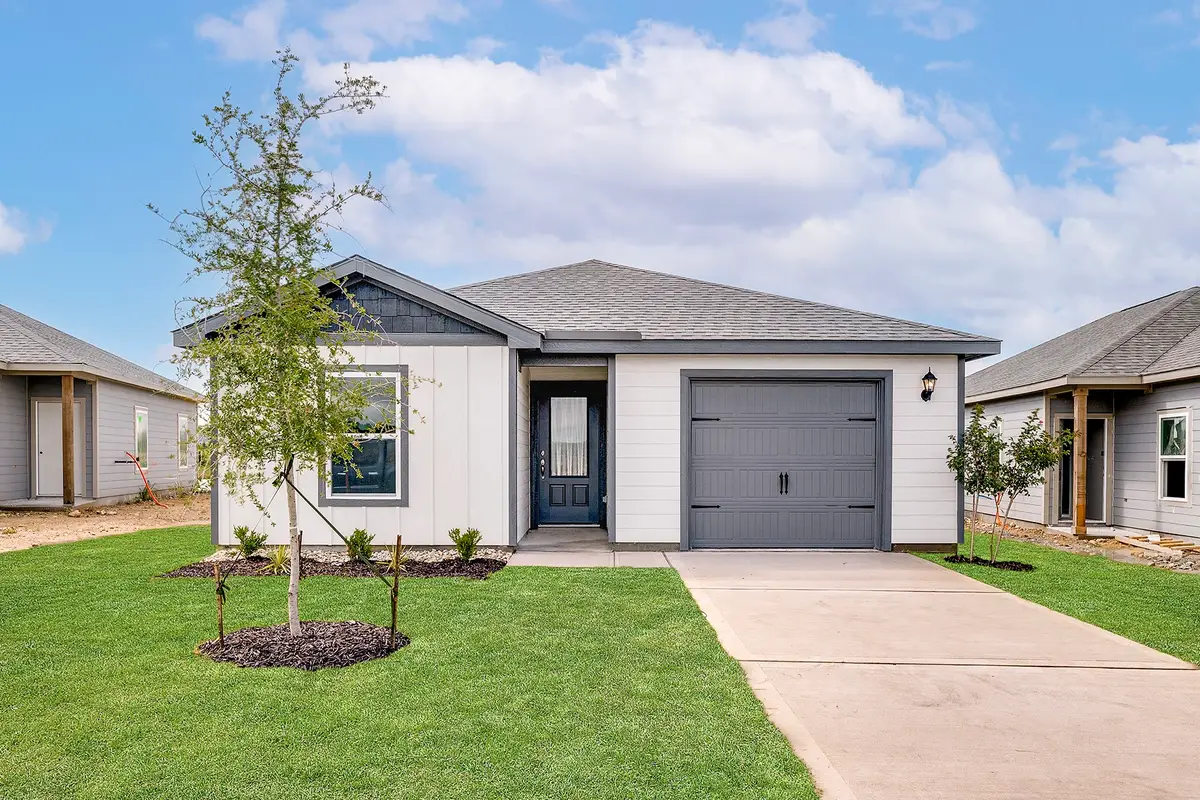 8412 White Wolf Trail, Ponder, TX 76259 - #1