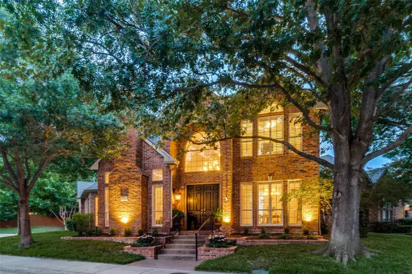 8648 Cherry Hill Drive, Dallas, TX 75243
