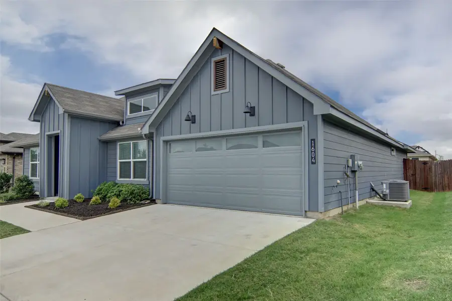 1604 Forest Park Drive, Alvarado, TX 76009 - #2