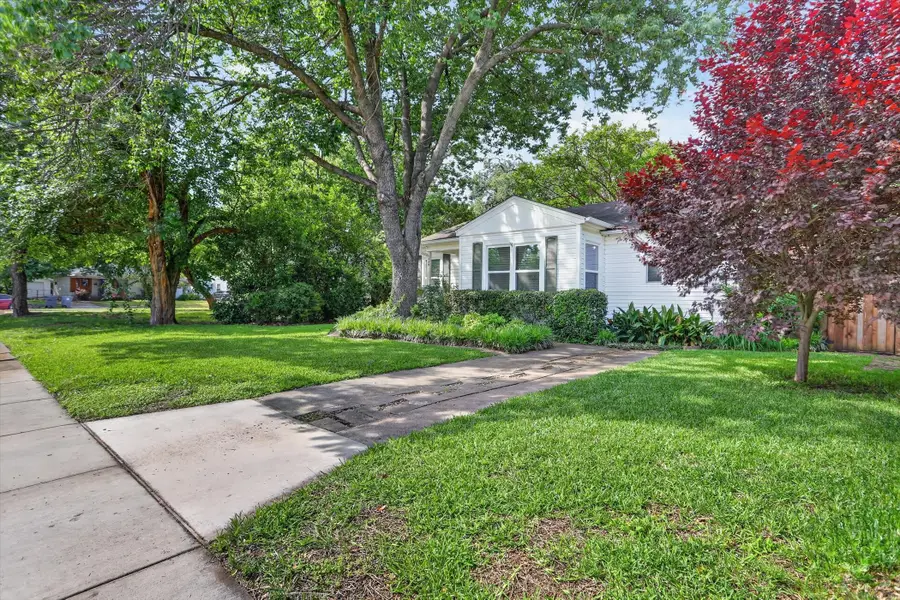 1439 Casa Vale Drive, Dallas, TX 75218 - #2