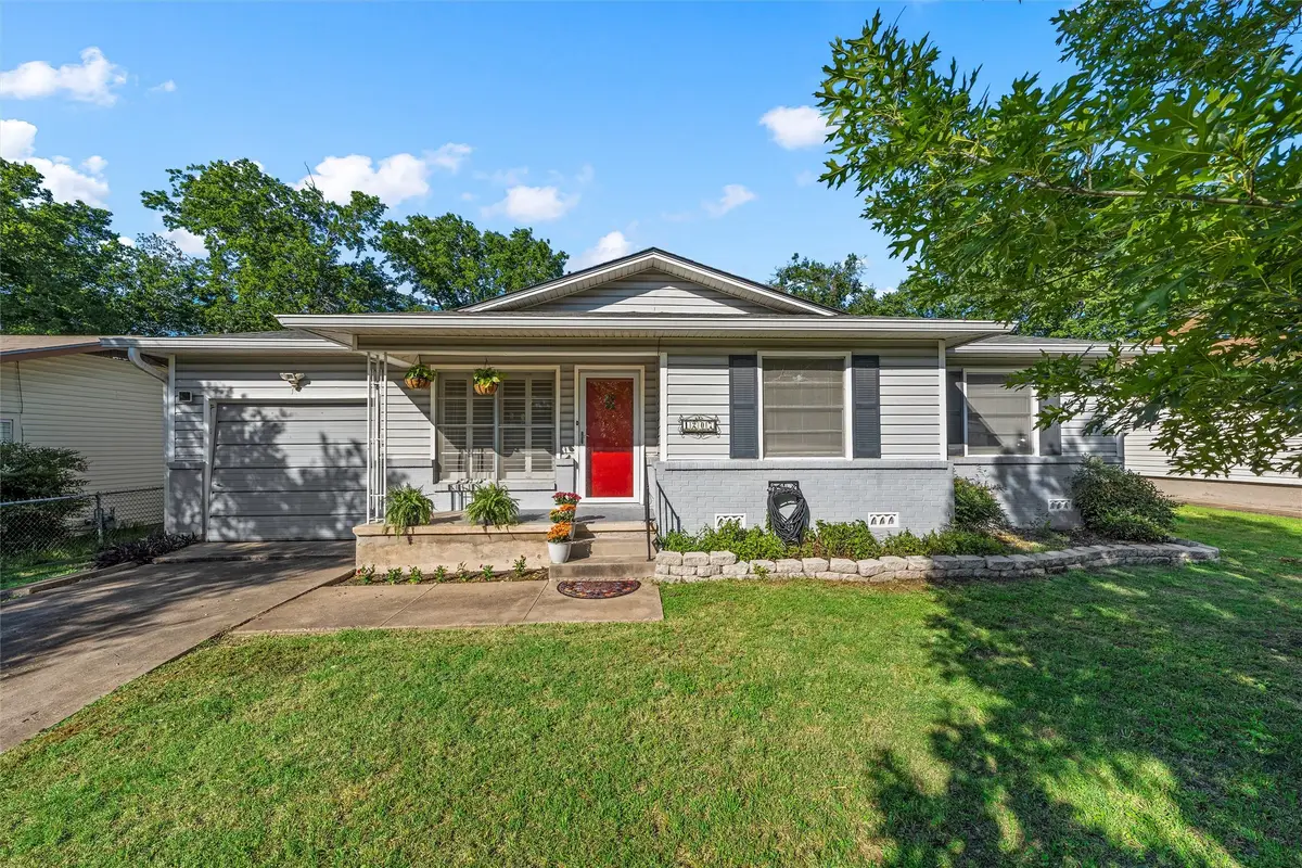 1207 N 65th Street, Waco, TX 76710 - #1